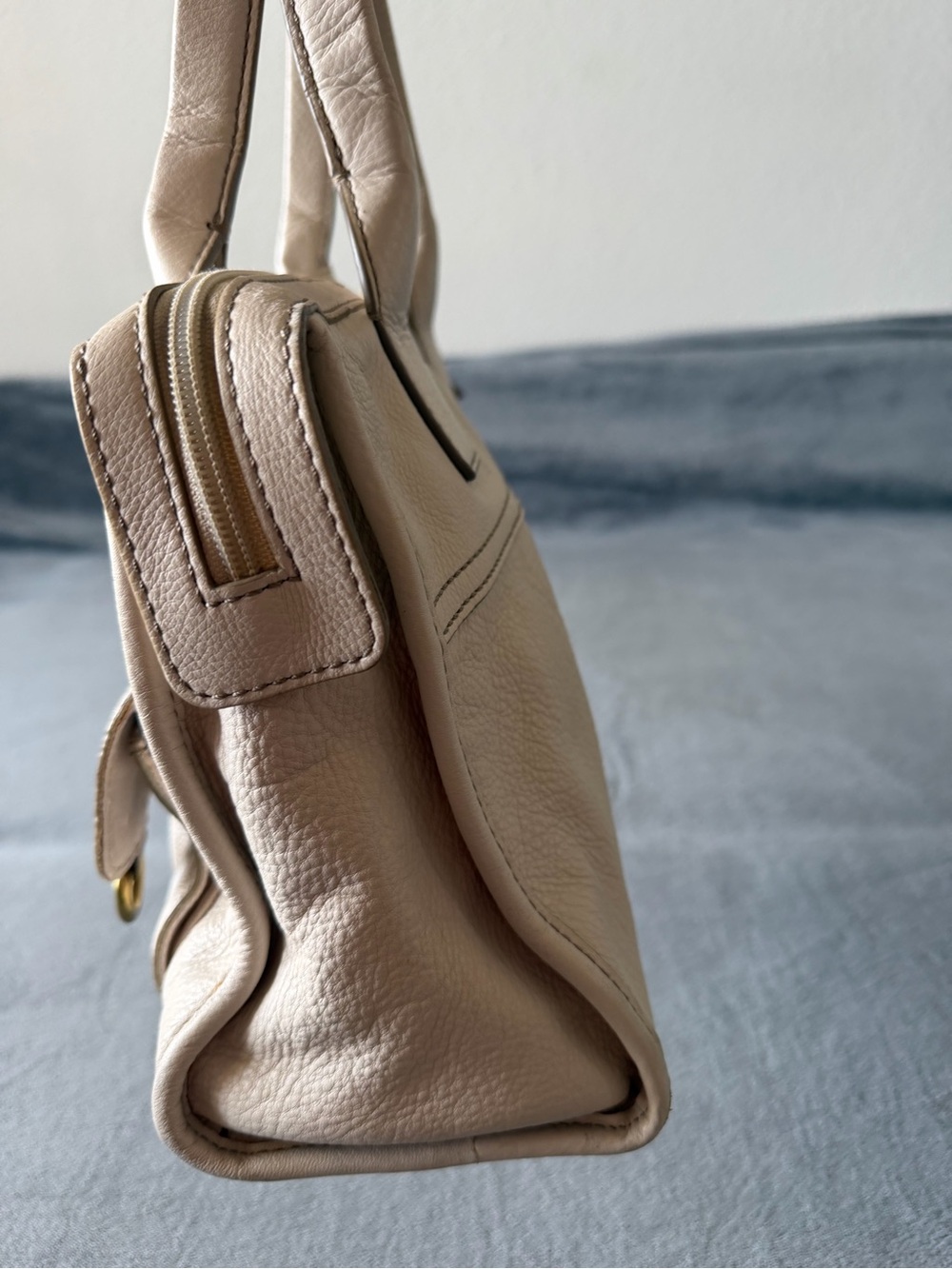 Fossil Pebbled Leather Shoulder Bag in Beige - Picture 3 of 8